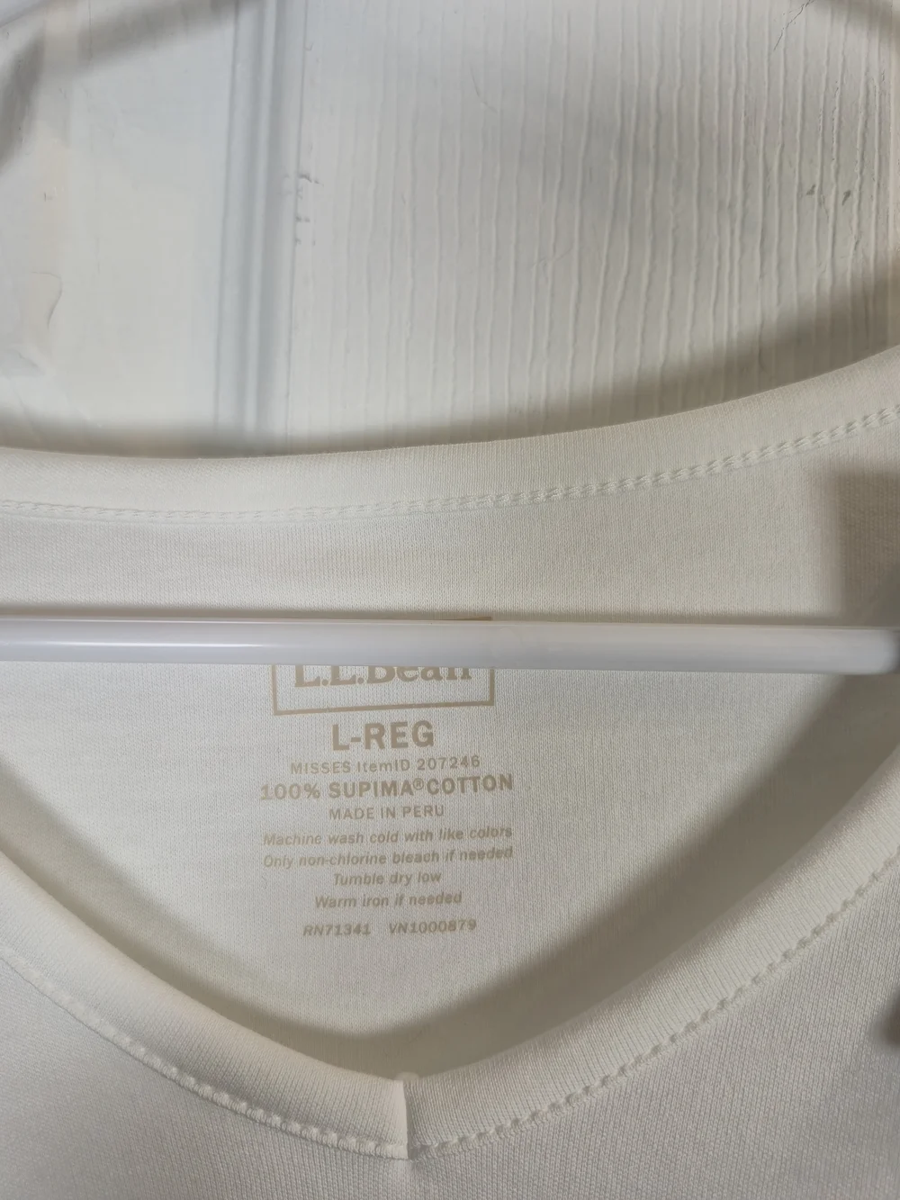 L.L. Bean Supima Cotton V-Neck Tee White Large - Picture 5 of 5